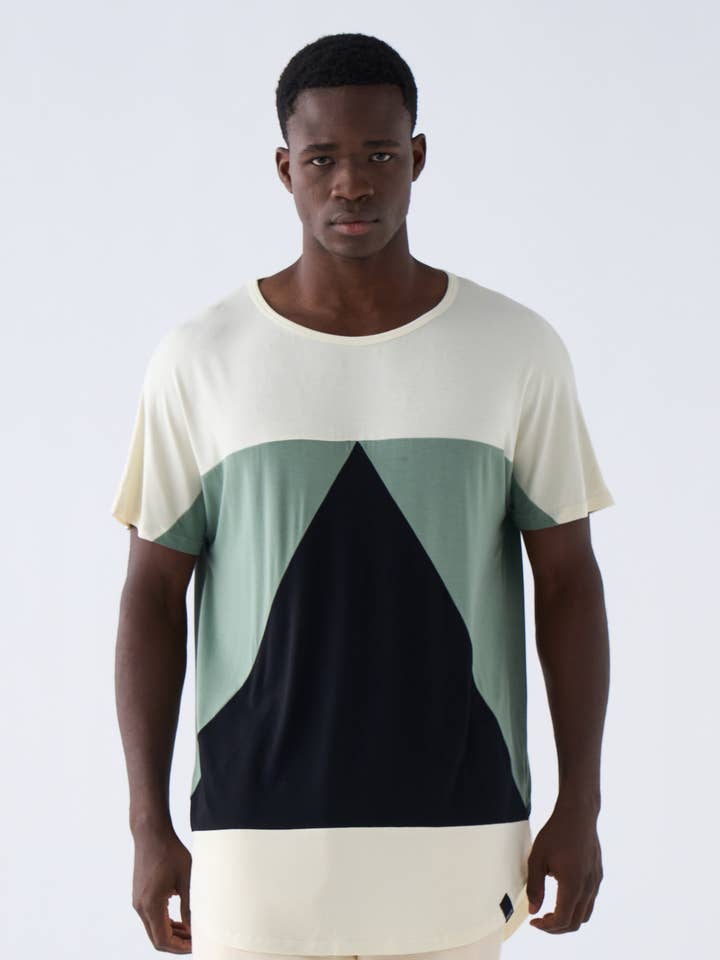 Aequilaterus White Green T-shirt for wholesale by Pitagora