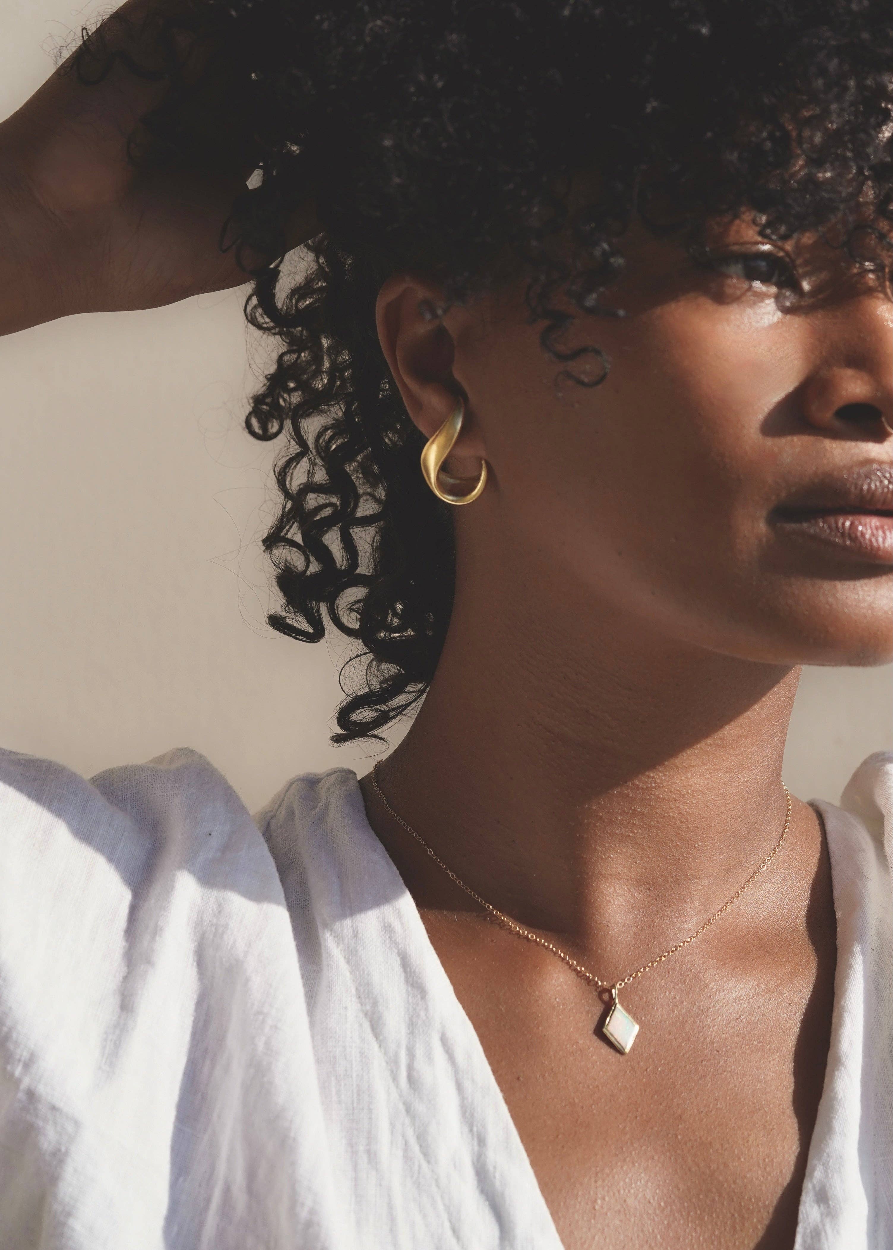 Mountainside Jewelry – Engroshandel Halskæde med vedhæng – Adia halskæde7