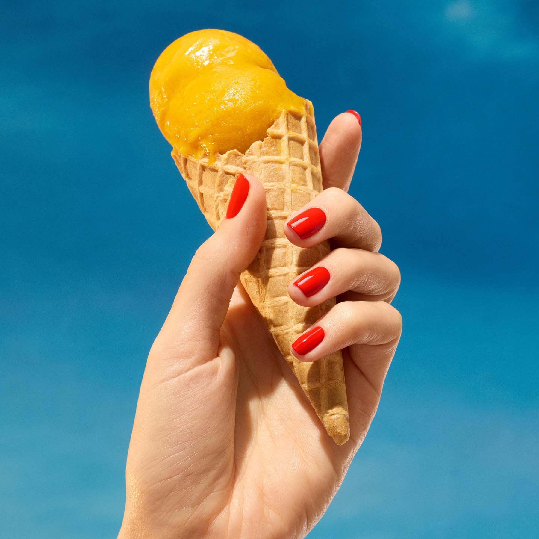 Manucurist - Wholesale Nail Polish - Nail polish - Lava4