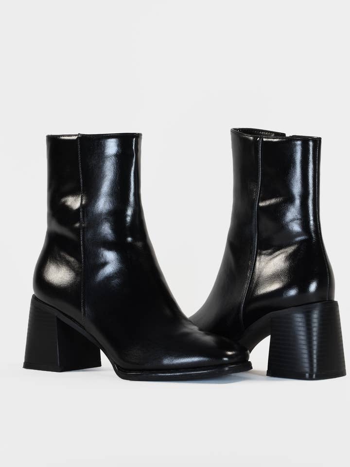 PETALLE - Wholesale Booties - Women's - tara