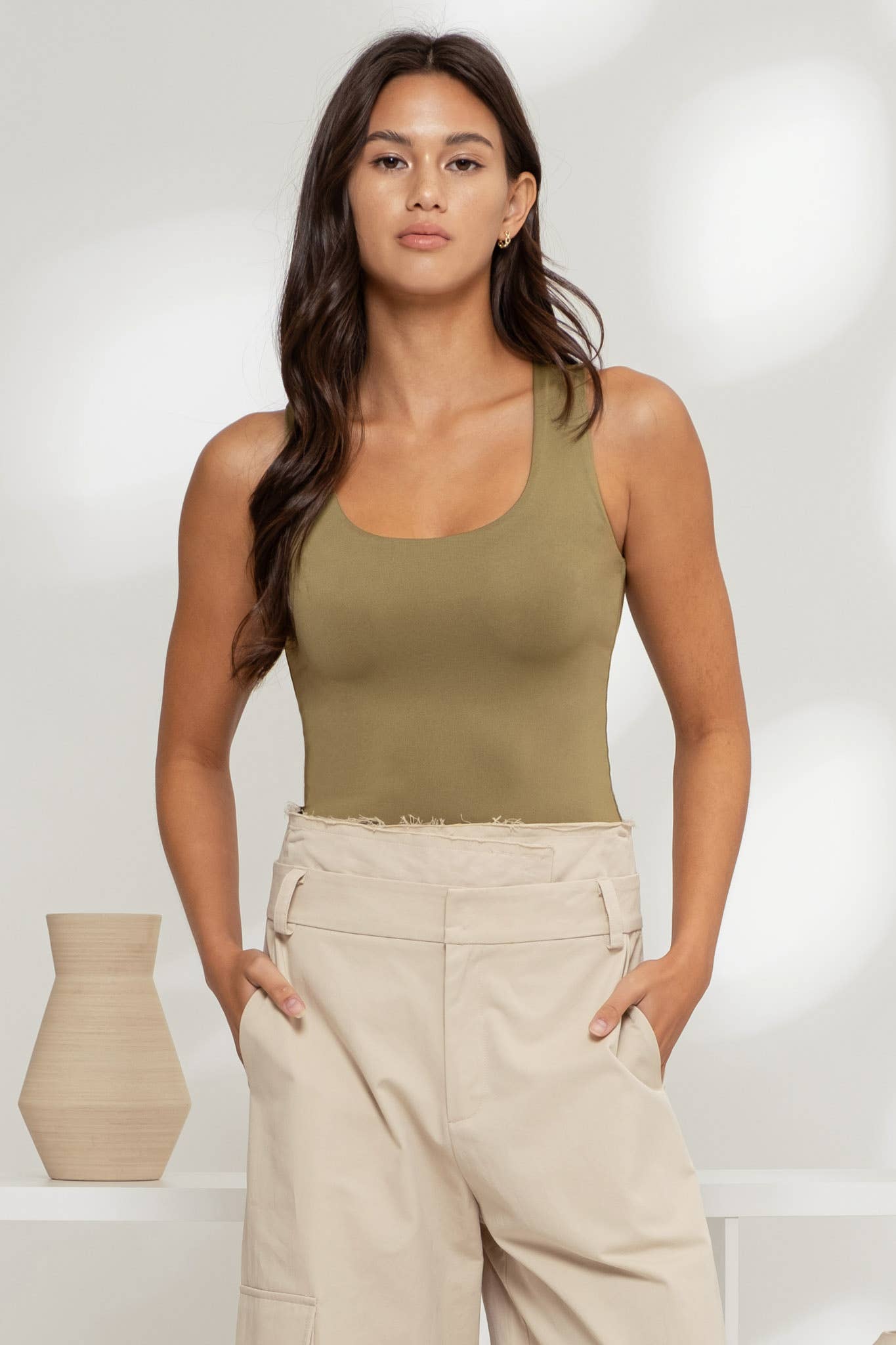 The Workshop Studio - Wholesale Knit Top - Women's - REVERSIBLE SCOOP NECK SLEEVELESS KNIT TANK TOP17
