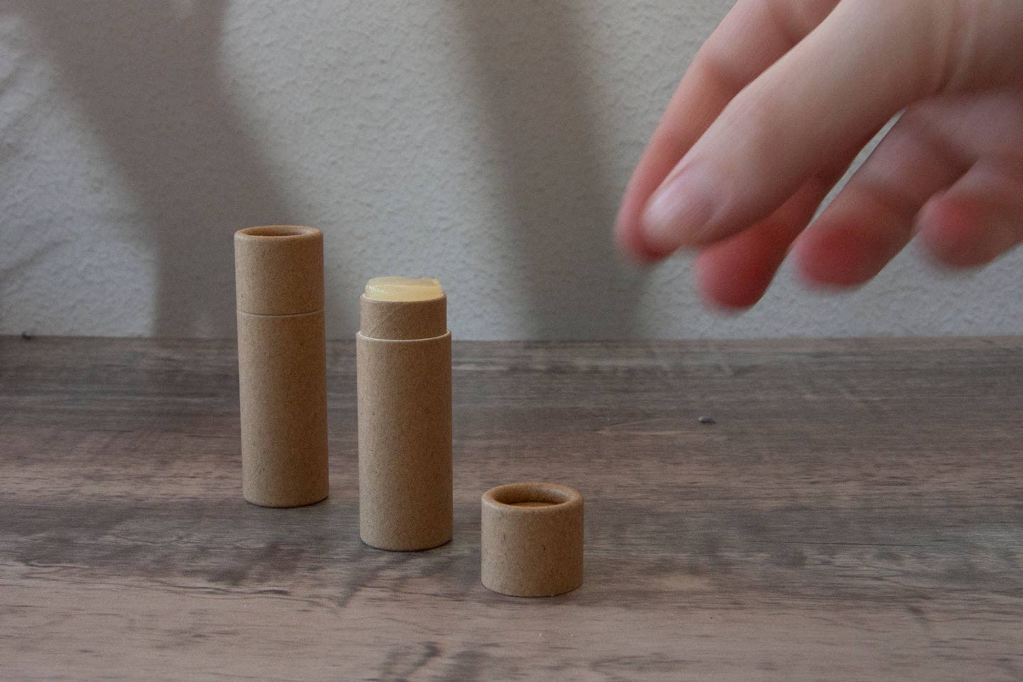 GreenWay Containers – Großhandel Lippenbalsam – .15 Unze / 4,25 g Push-Up Lippenbalsam-Tube aus Papier10