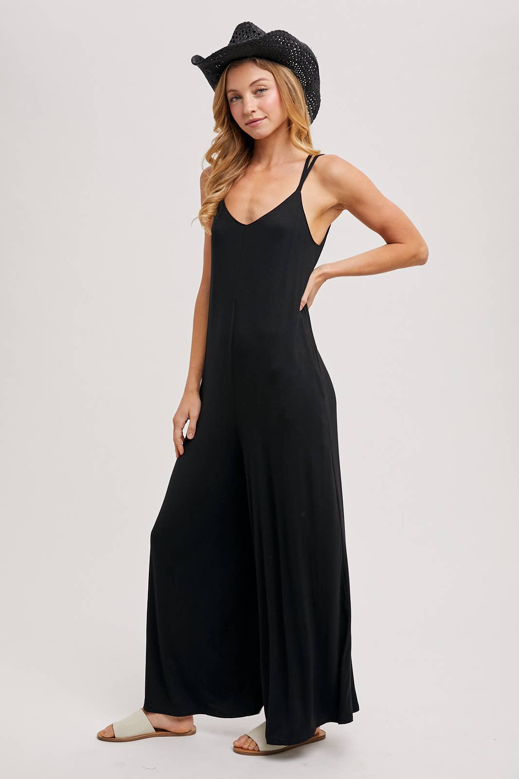 Bluivy - Wholesale Jumpsuit - Women's - CRISS-CROSS BACK WIDE LEG JUMPSUIT2