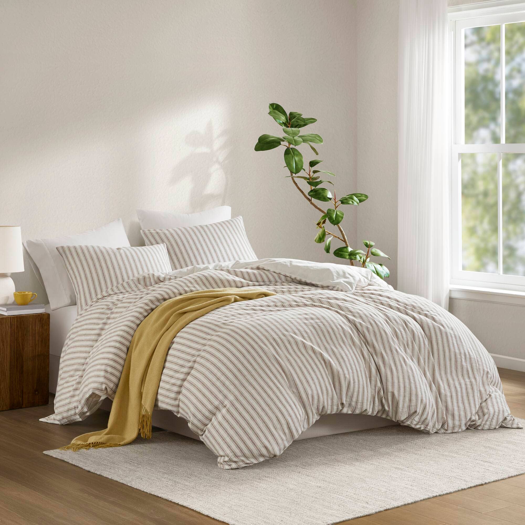Olliix - Wholesale Bedding Set - 3 Piece Yarn-Dyed Stripes All-Seasons Duvet Set, Tan0