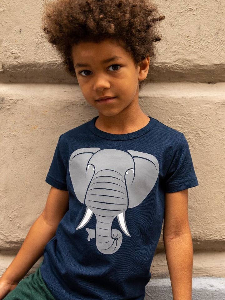 T-shirt AnimalPrimate SS Noos bleu marine avec éléphant pour la vente par Danefae