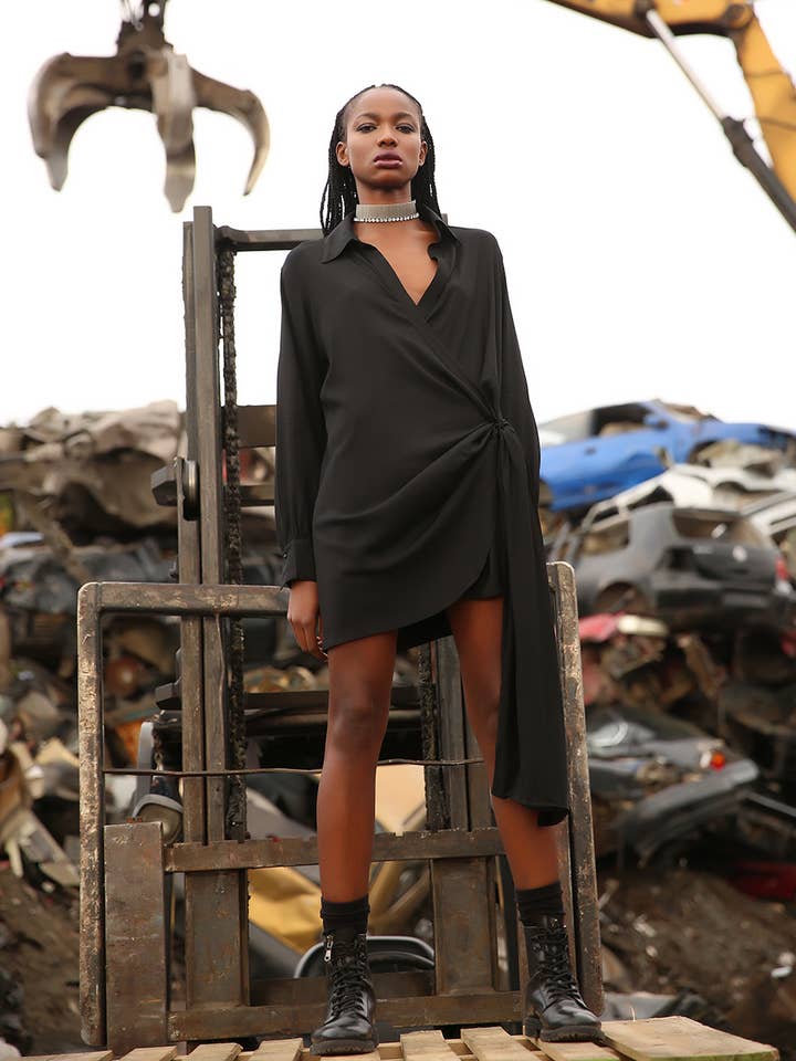 De zwarte parade-jurk voor wholesale door Sign With Style