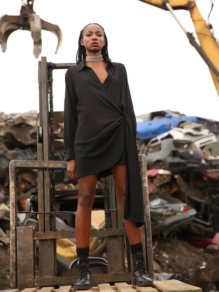 Robe The Black Parade pour la vente par Sign With Style