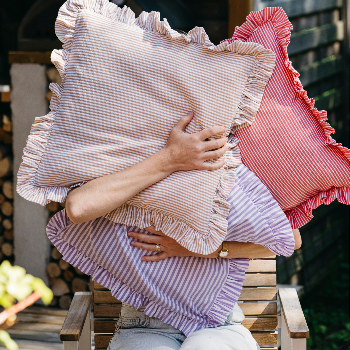 OMOM - Wholesale Throw/Decorative Pillow - OMOM Cushion Cover / Sofa Cushion in Organic Cotton - Ruffle13