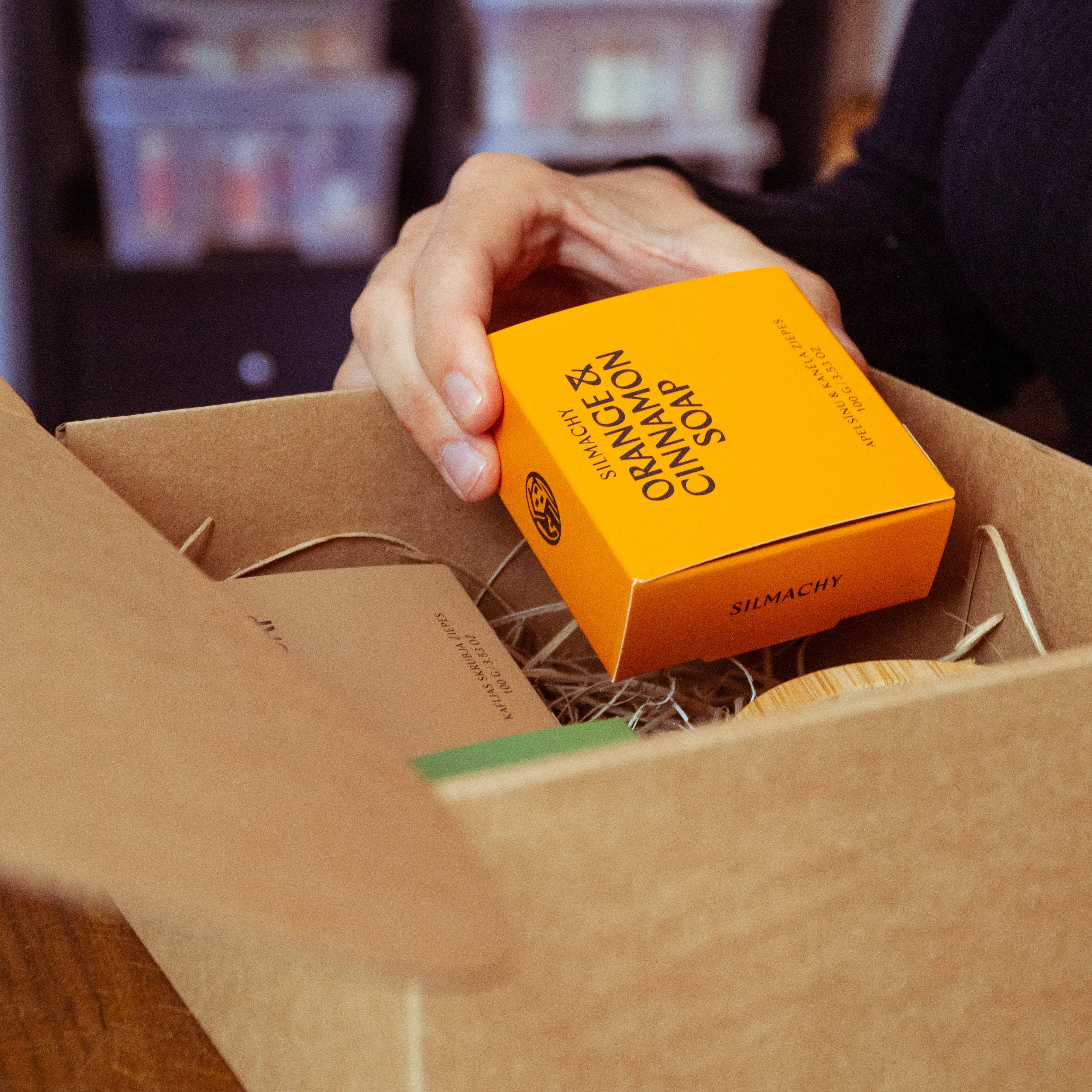 SILMACHY cosmetics – wholesale Bar Soap – Orange & Cinnamon Bar – Cozy Seasonal Comfort & Spicy Warmth3