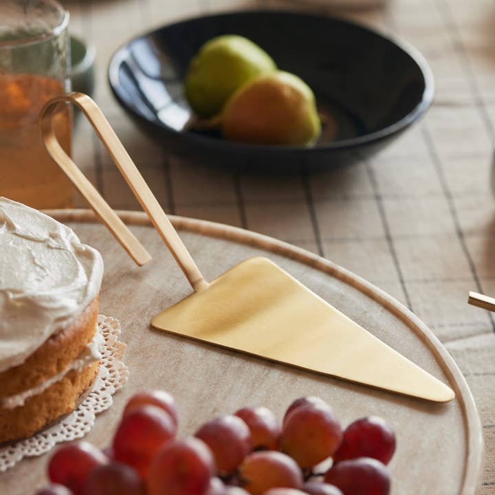 Fleck - Wholesale Serving Utensil - Loop Brass Cake Server0