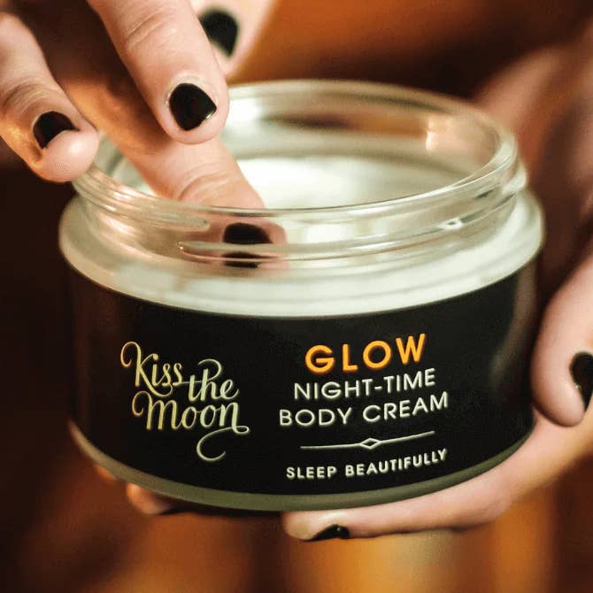 Kiss the Moon GLOW NIGHT-TIME BODY CREAM for wholesale by Happy Post Gifts