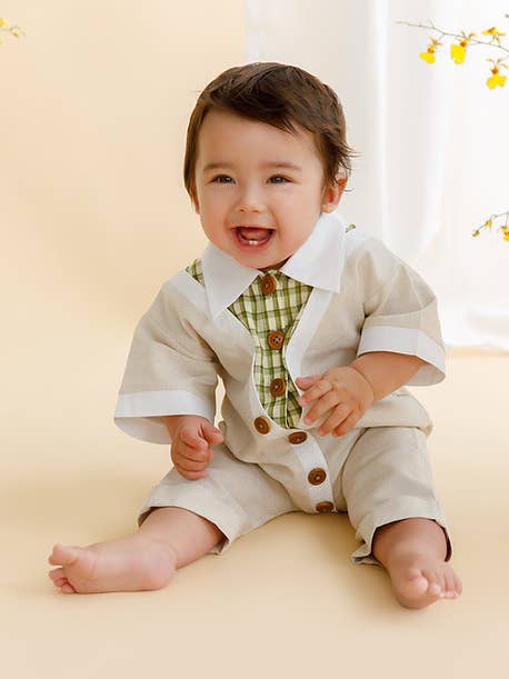 Giuseppe Jumpsuit - Zandsteen voor wholesale door Bambino and Bundles