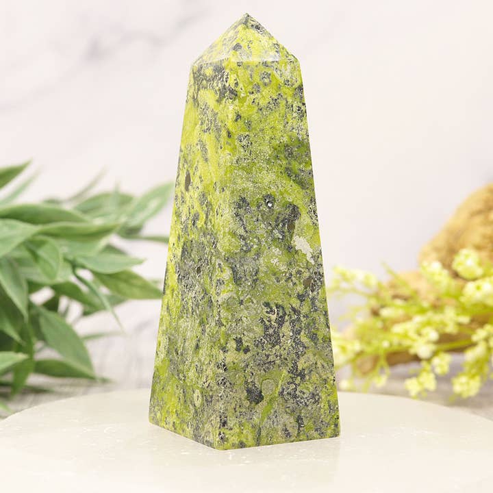 Beautiful Serpentine Towers for wholesale by Natures Artifacts Inc