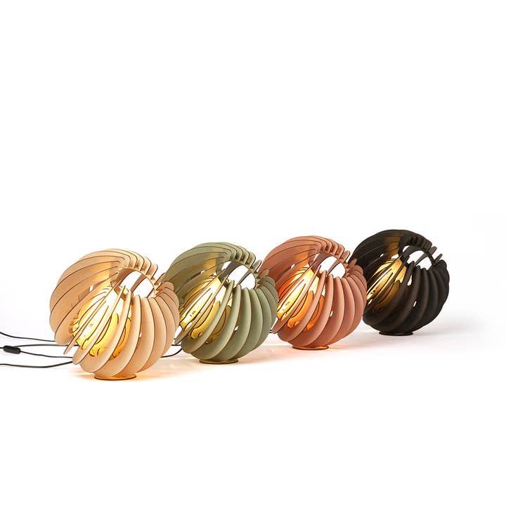 Lampada da terra William Shakespeare fai da te per la vendita all'ingrosso da parte di Van Tjalle En Jasper