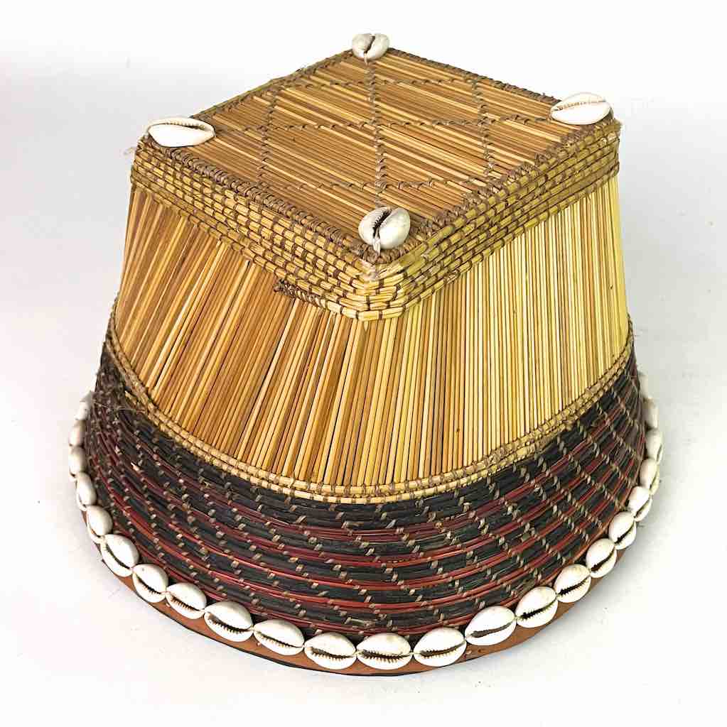 The Niger Bend - Wholesale Basket - Mossi Square-bottom Round-top Leather & Cowrie Shell Trim Straw Basket5