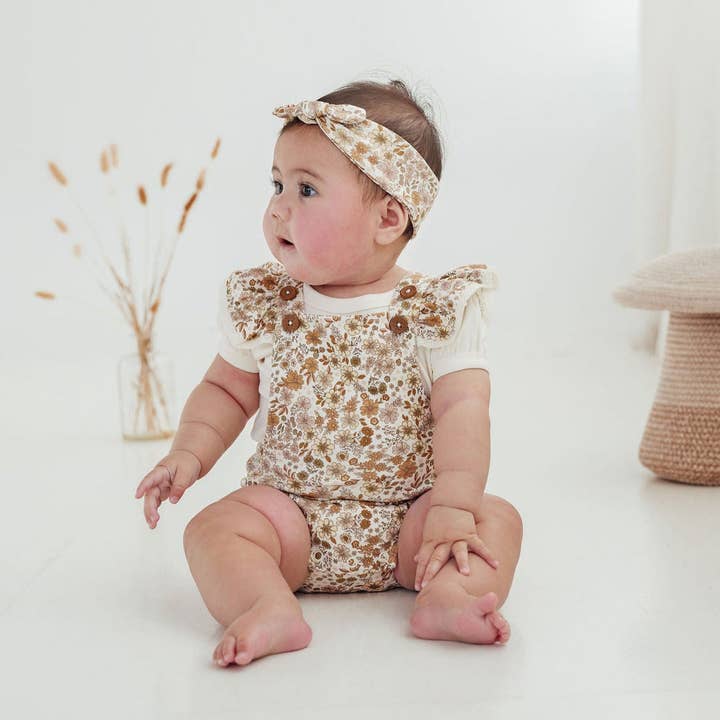 Natuurlijk Bailey Bloemige Flutter Jumpsuit voor groothandel op Faire1