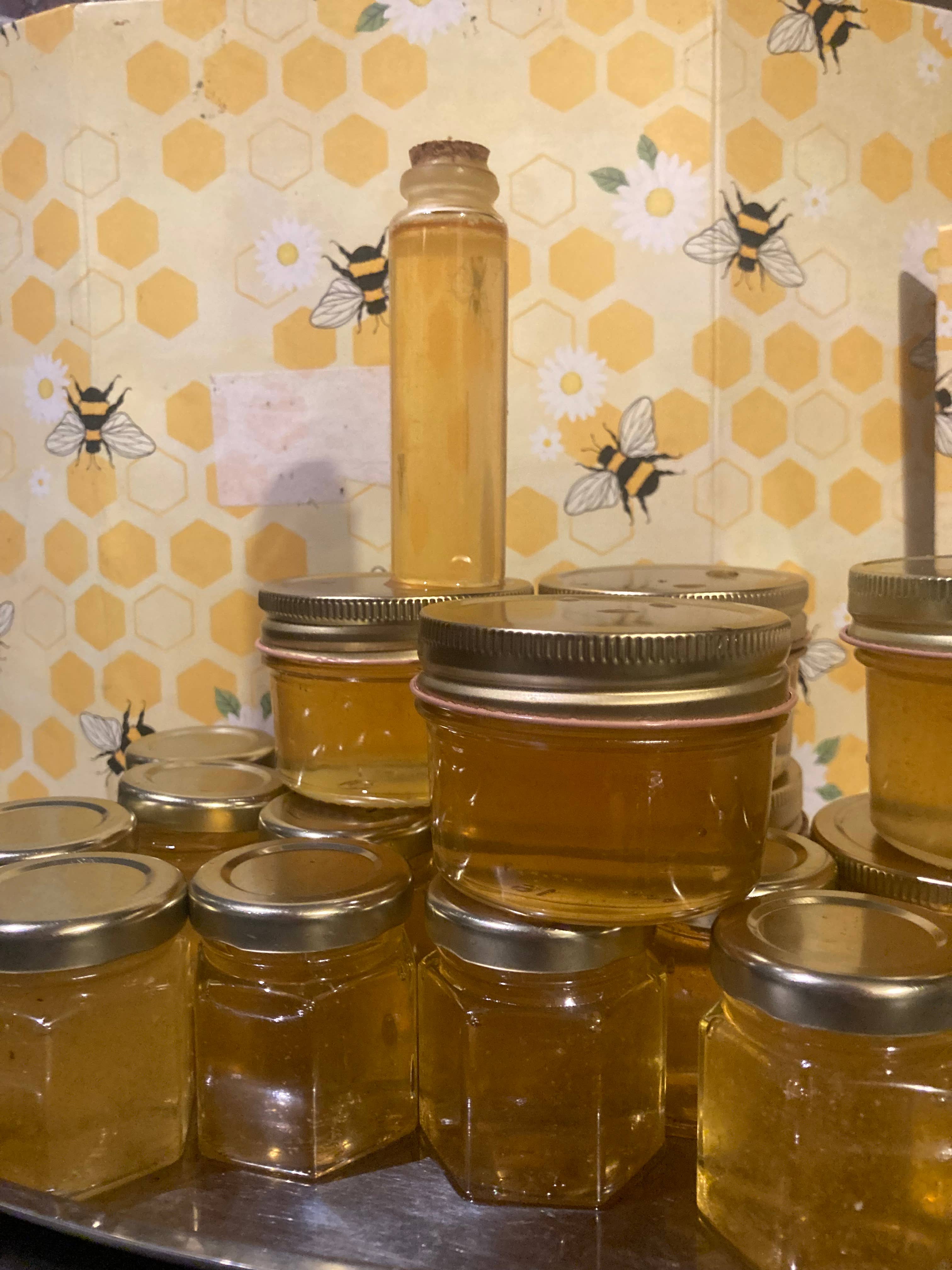 Honeybee Herbs - Wholesale Honey - Raw Unfiltered Honey2