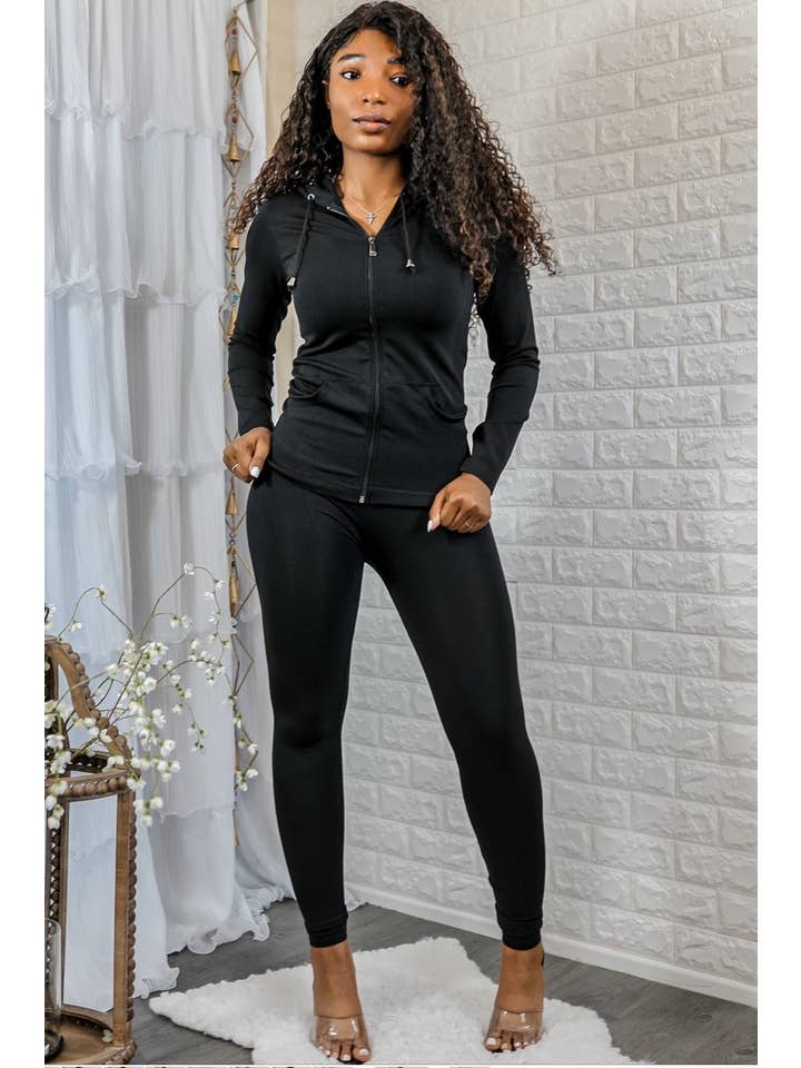 SurelyMine – Großhandel Loungewear-Set – Damen – Sportliches Loungeset3