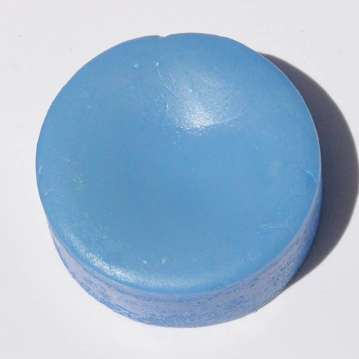 Solid Conditioner Bar / Blueberry + Coconut for wholesale by Mala Made