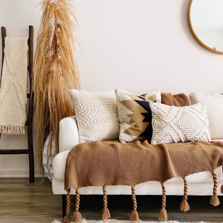 Busa Designs – wholesale Prydnadskuddfodral – Modern kuddfodral i sydväststil – Neutral aztekisk design
