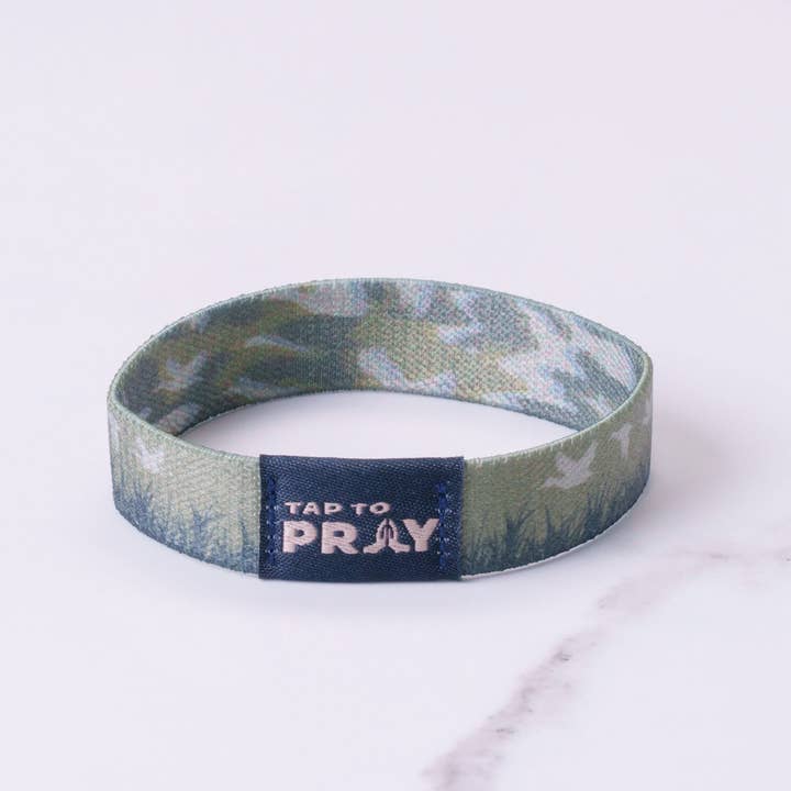 Versible - Wholesale Wristband - Tap To Pray™ Wristbands - Waterfowl Camo1