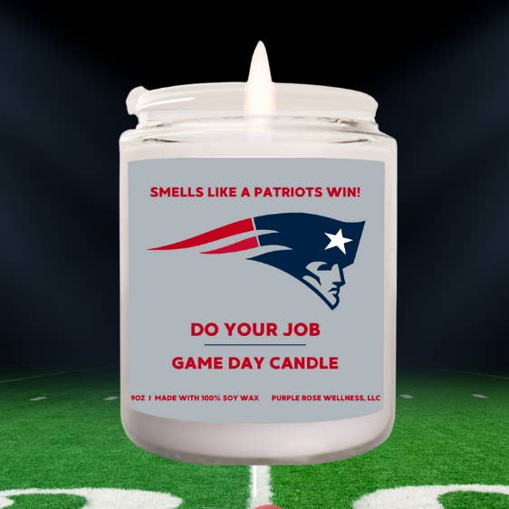 Bougie de football des New England Patriots pour la vente par Purple Rose Wellness, LLC