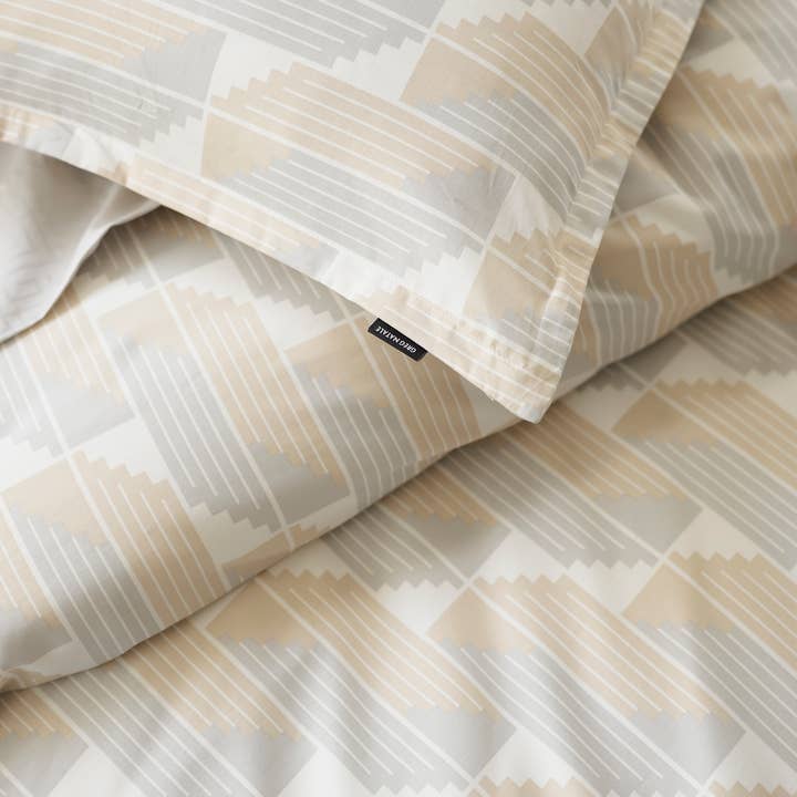 White Oyster Scala Duvet Set King for wholesale on Faire3