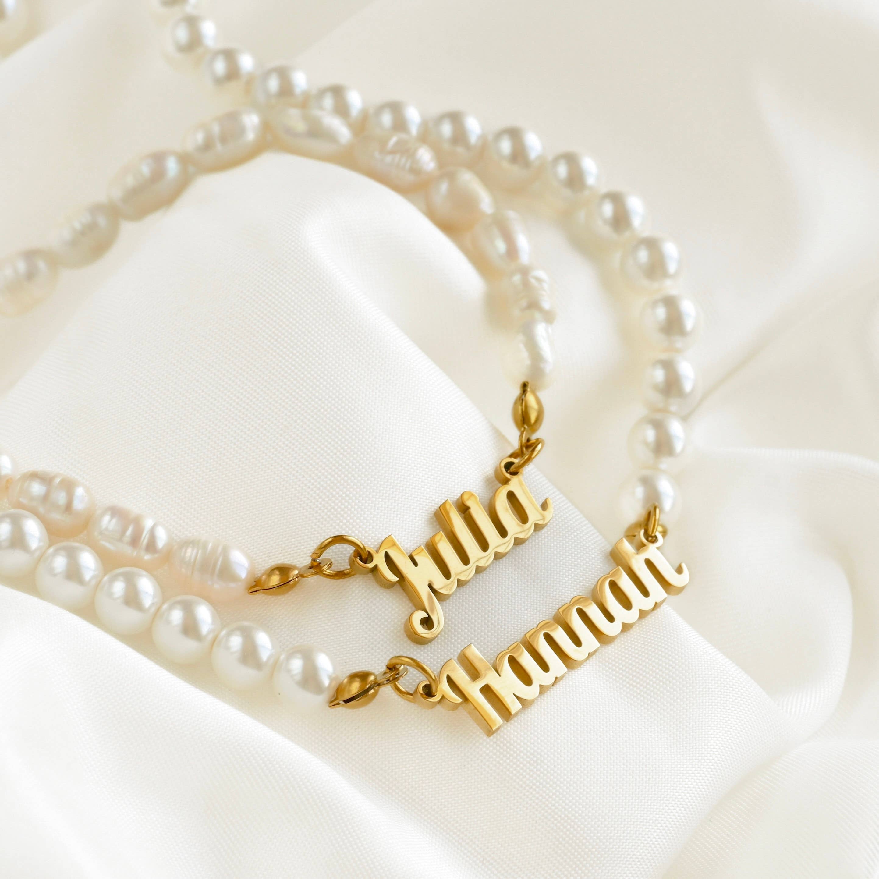 Blueyejewelry – wholesale Pendant/charm necklace – Pearl Name Necklace - 18k Gold Custom Pearl Necklace5