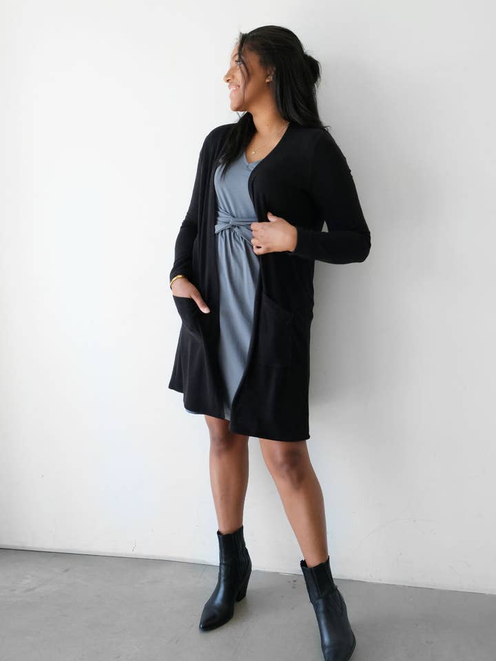 CORA cardigan i svart för wholesale av Elegantees