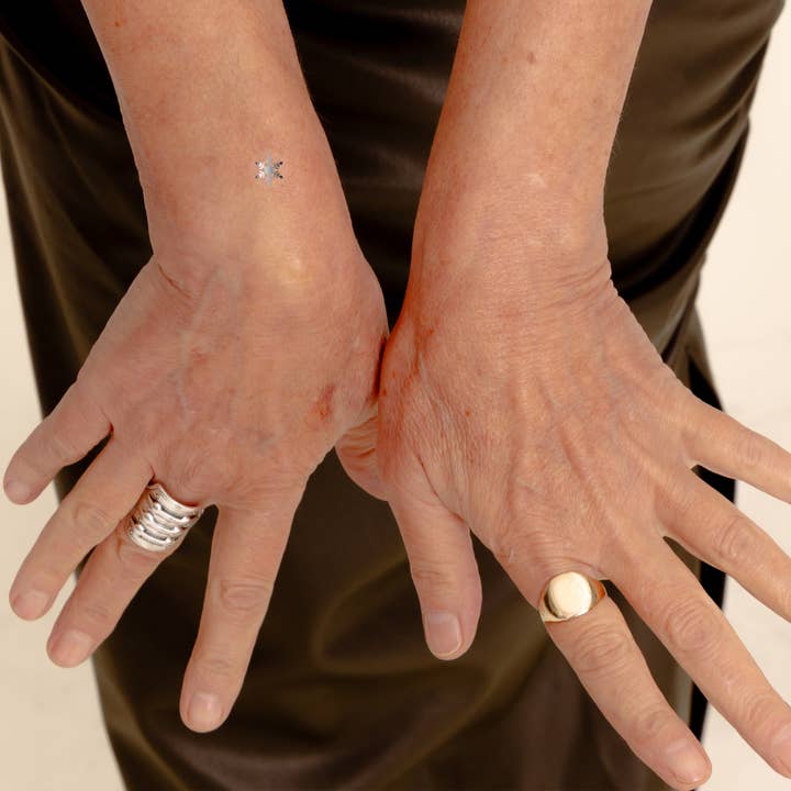 Barriere – wholesale Oral supplement/vitamin – HELLO SUNSHINE clean Vitamin D3 patch 6pk- Snowflake4