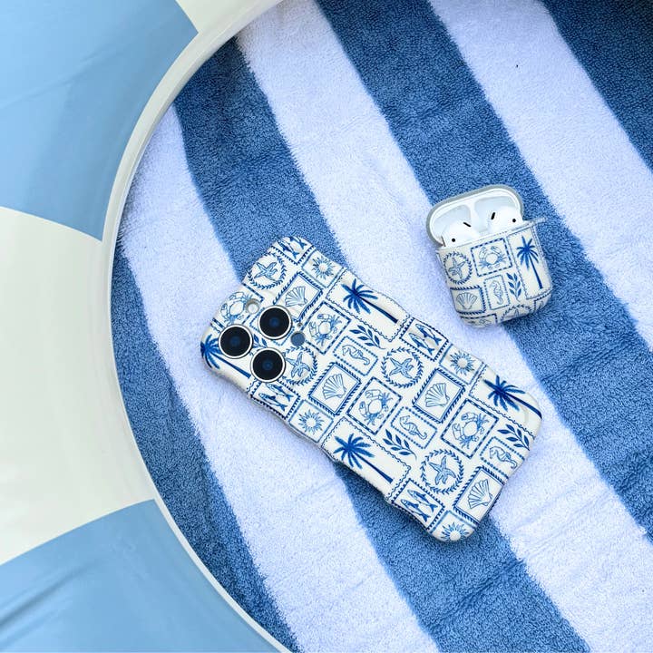 Coconut Lane - Wholesale Earphone/Headphone Case - Unisex - Airpods Case - Malibu Drive3