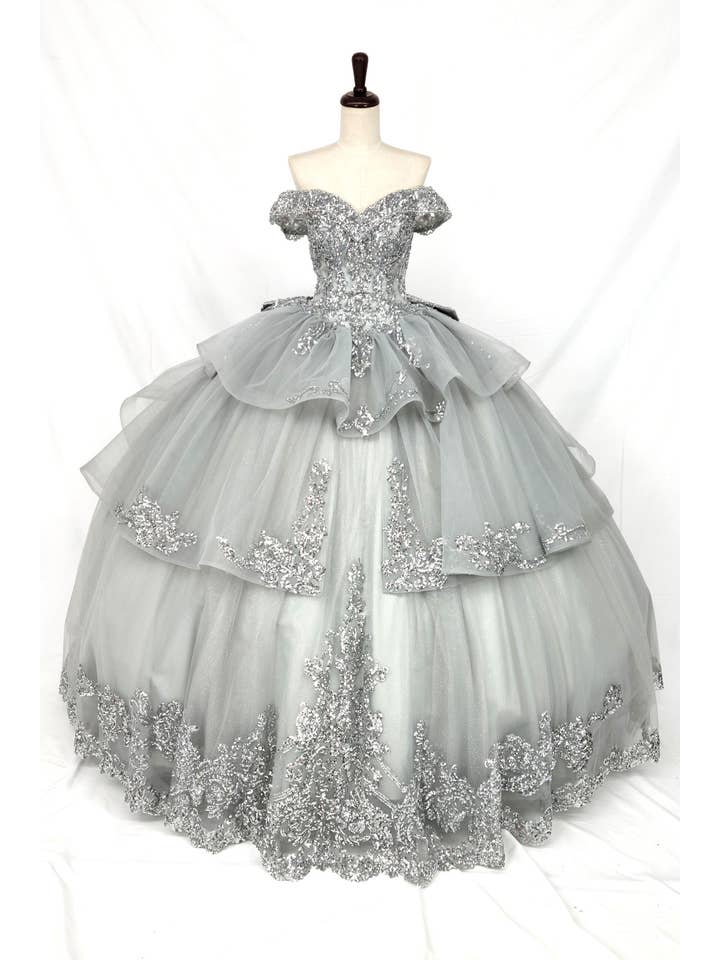 Chicas - Wholesale Dress - Women's - Multilayered Quince Dress With Bow and Sequins CHF3063