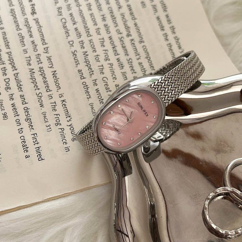 Dipped Shop - Vente Montre – femme - Montre rétro en acier inoxydable doré avec cadran ovale DP25E4463