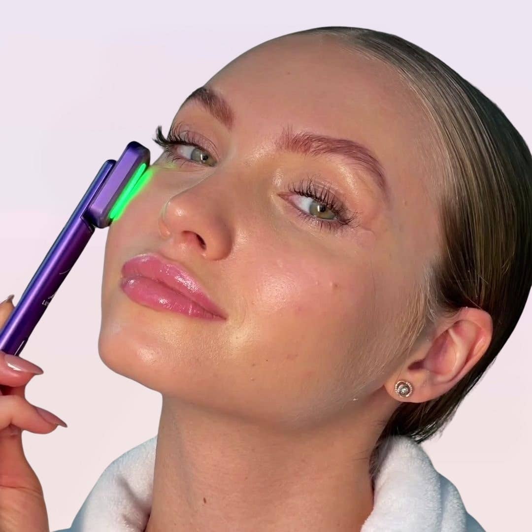 Luyors - Vendita all'ingrosso Dispositivi elettronici per la cura della pelle - Chromaglow™ Bastoncino per la Cura della Pelle a 7 Colori2