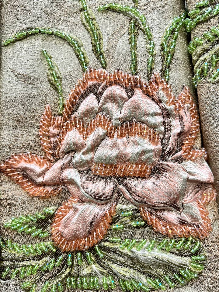 Productseeker - Wholesale Blouse - Women's - CT137Y 2025 Autumn Winter Beaded Embossed Jacquard Coat3