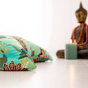 Goldwerk Schliersee - Wholesale Meditation Supplies - Wild Bloom half moon pillow0