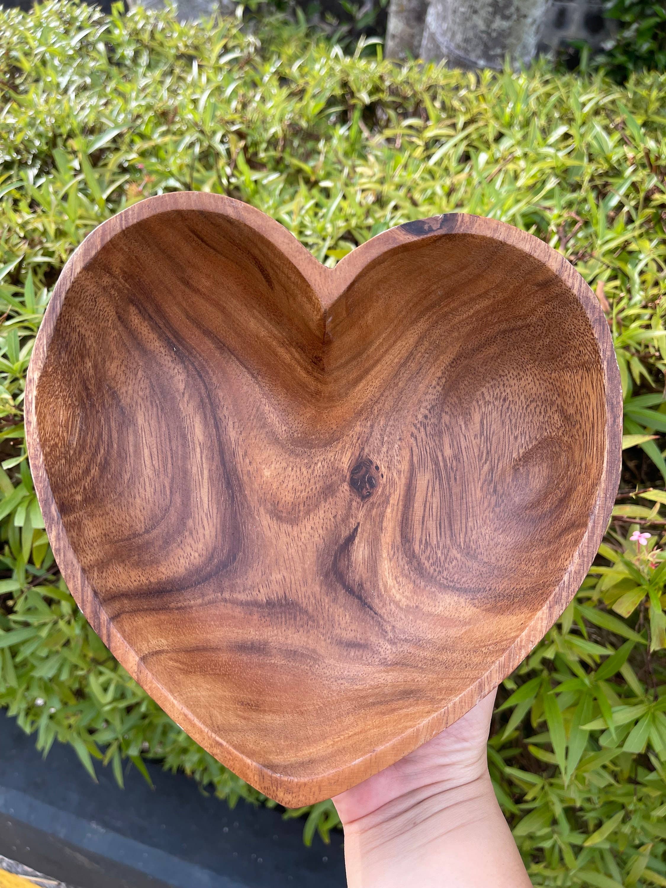Woodware&Co – wholesale Candle holder – WHOLESALE Large Wooden Heart Bowls5
