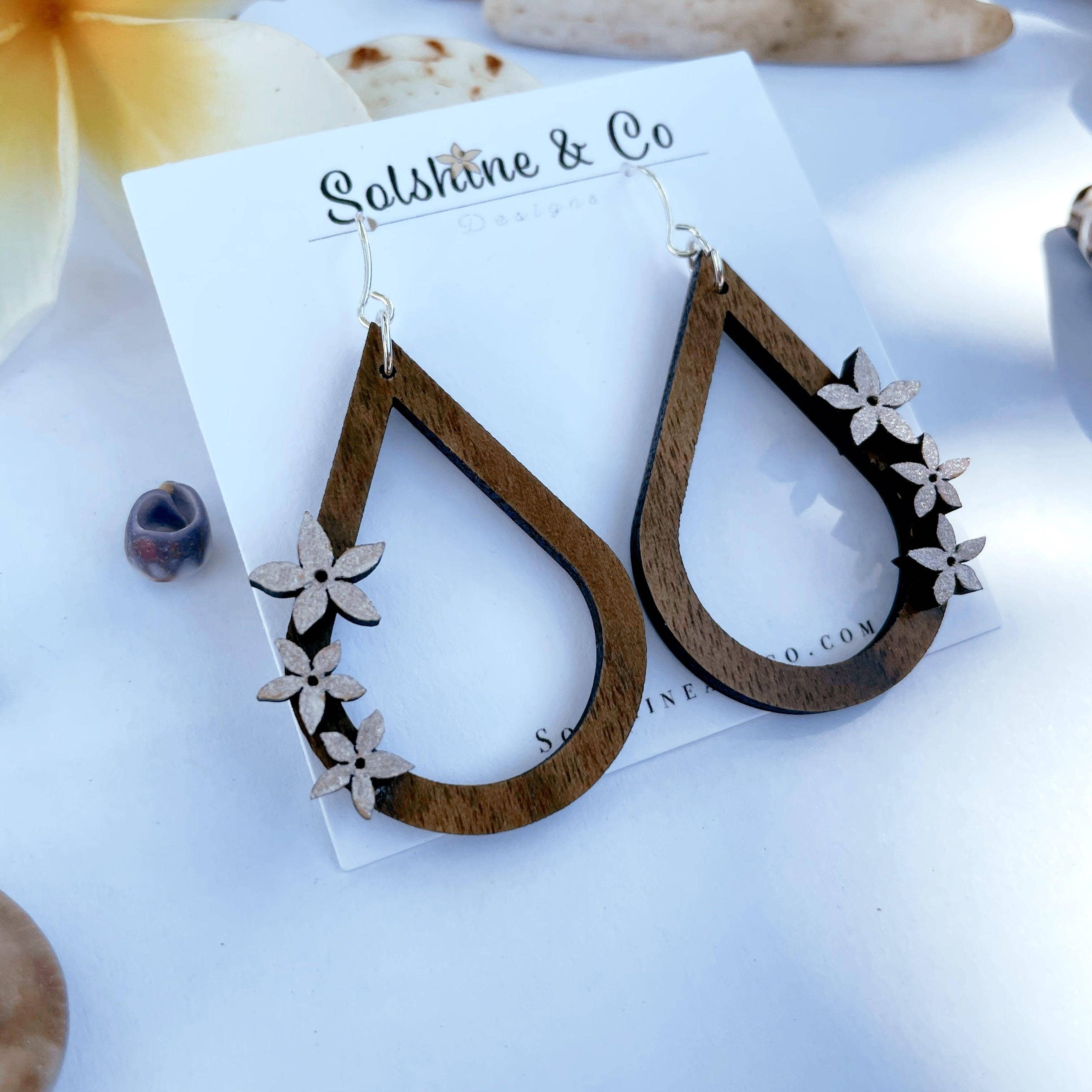 Solshine and Co - Vente Boucles d'oreilles pendantes - Gouttes de noix avec lei peints à la main2