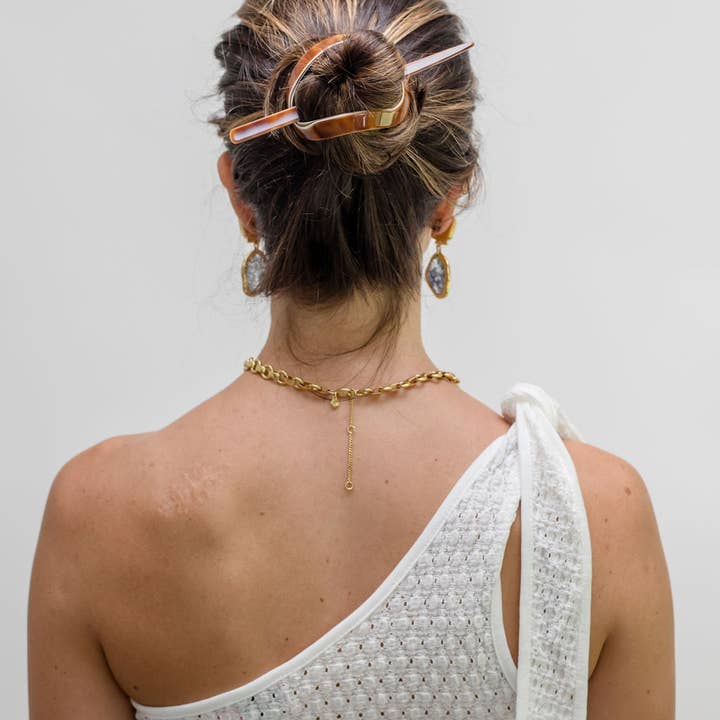 Relaxed Stick-Pin Bun Holder for wholesale by Wuderove