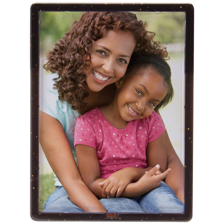 Neil Enterprises - Wholesale Picture Frame - Snapins 2.5" x 3.5" Photo Magnet with Easel Picture Frames
