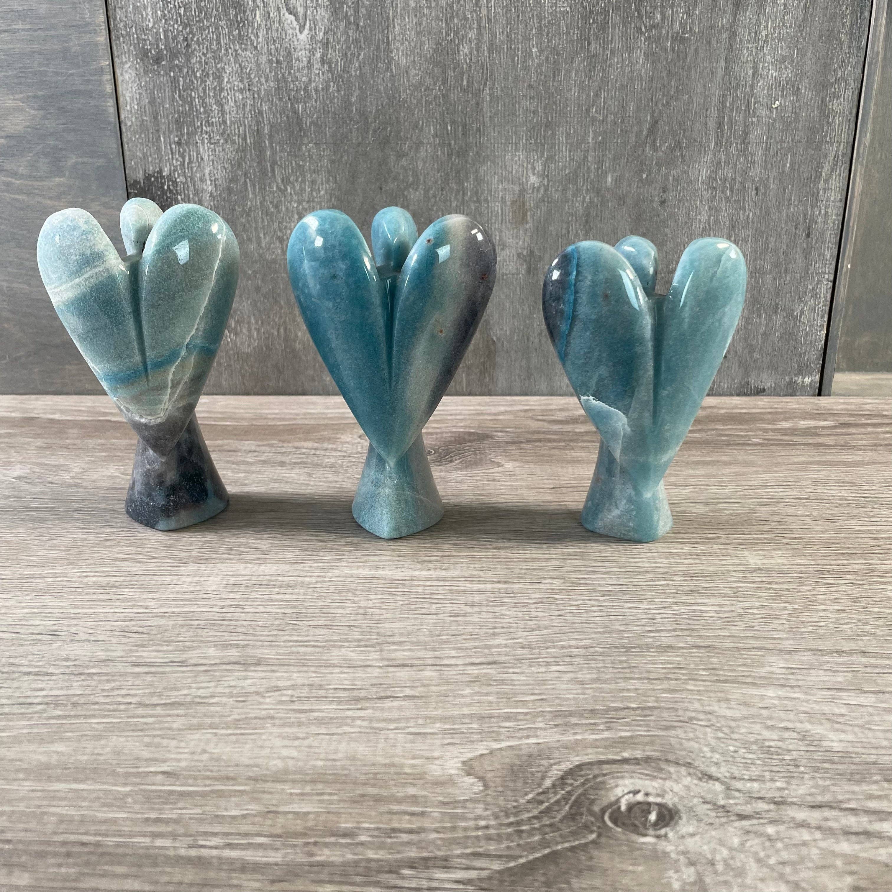 Keystone Crystals - Vente Pierre et cristal de spiritualité - Lot de 3 grandes figurines d'anges en pierres précieuses sculptées11
