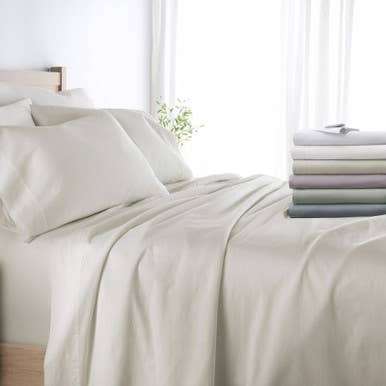 Still Water Linens - Wholesale Bedding Set - 4 Piece T 300 Luxury Bed Linen Set