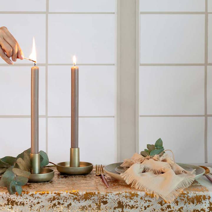 Shearer Candles - Venta al por mayor Velas cónicas/candeleros - Velas de mesa taupe de 20 cm (8 pulgadas) pack de 207