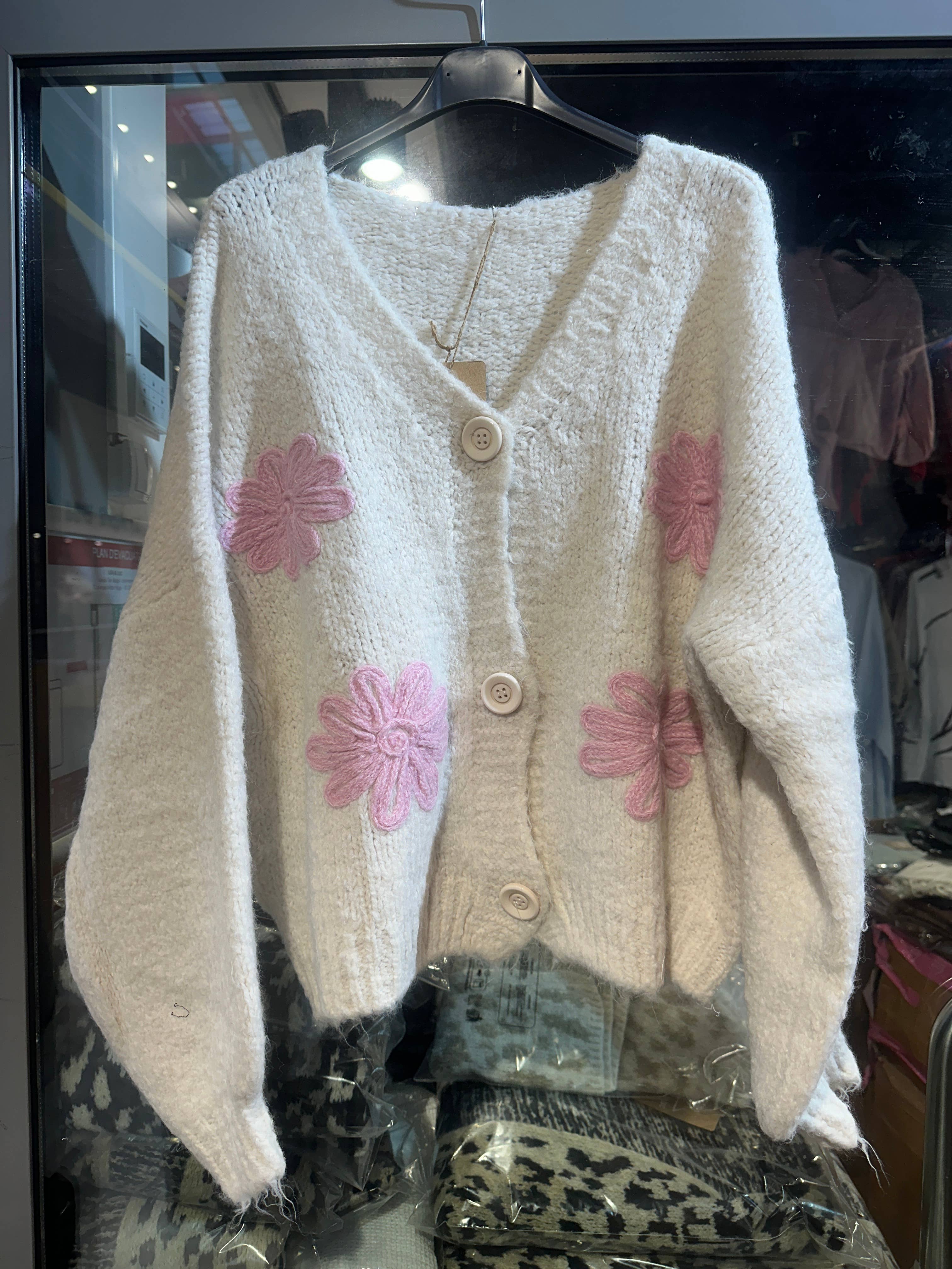 LÉA & LUC - Vente Cardigan – femme - Gilet cardigan col en V et motif fleur REF. 3077910