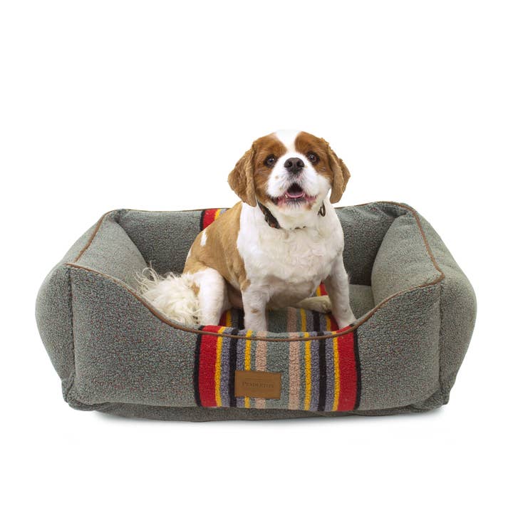 Carolina Pet Company - Wholesale Pet Bed - Dog - Pendleton Vintage Camp Kuddler