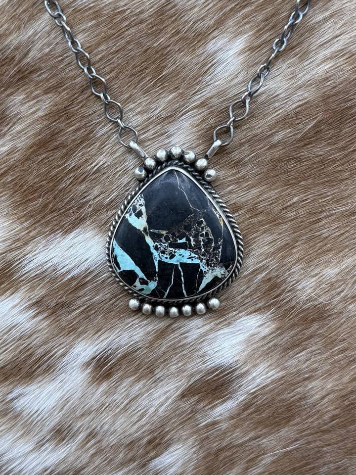 Infödd Navajo Handgjord Sterling Silver Blackjack Turkos Bar Halsband 18” för wholesale av Native City Jewelry