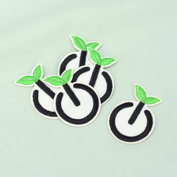 "Nature OFF" badge 43 mm for wholesale by LA DROGUERIE