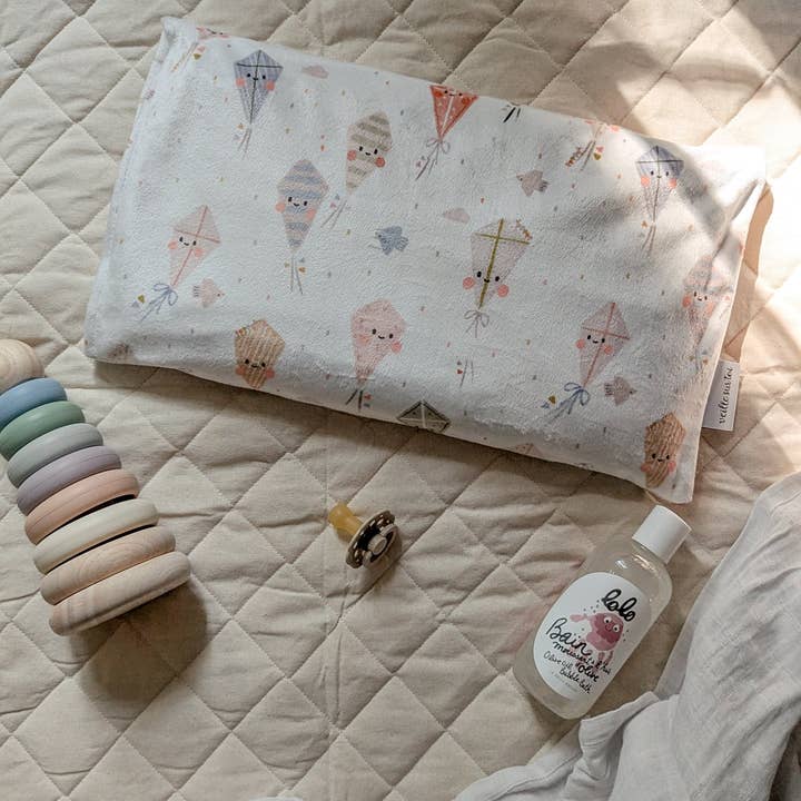 Shine on me Distribution - Wholesale Bedding Pillowcase/Sham - Kids & Baby - Children's pillowcase - Kite - Veille sur toi6