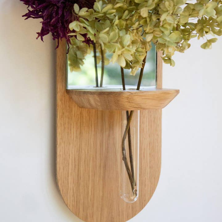 Reine Mère - Wholesale Wall Mirror - Equinox - Oak mirror with soliflore2