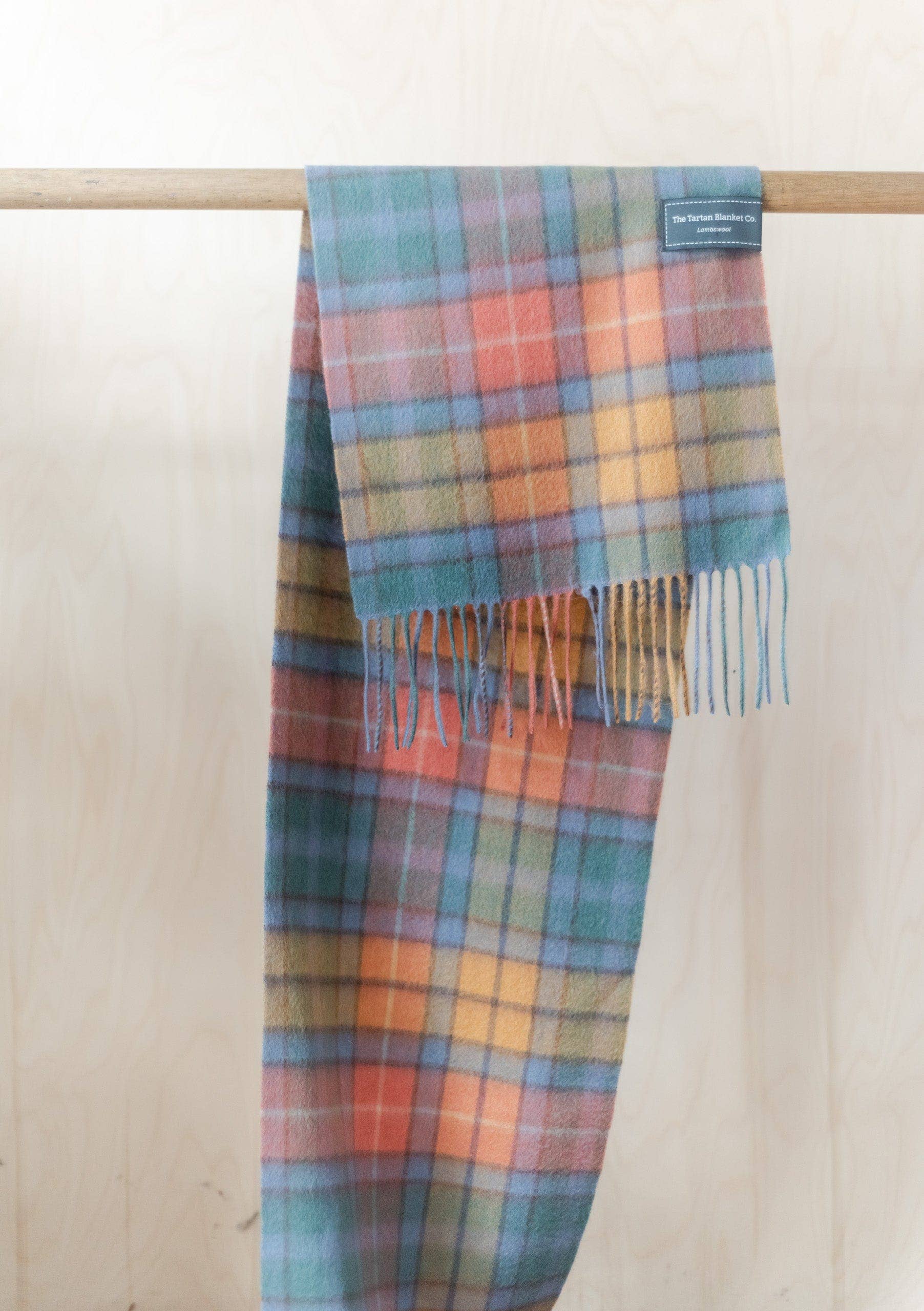 TBCo - Wholesale Sjaal - Uniseks - Sjaal van lamswol in Buchanan Antique Tartan1